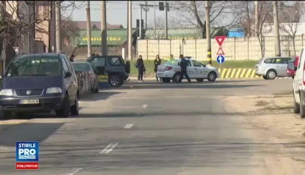 Barbat impuscat in plina strada, in Oradea. Agresorul a fugit cu masina, dupa ce ar fi rapit-o pe iubita victimei