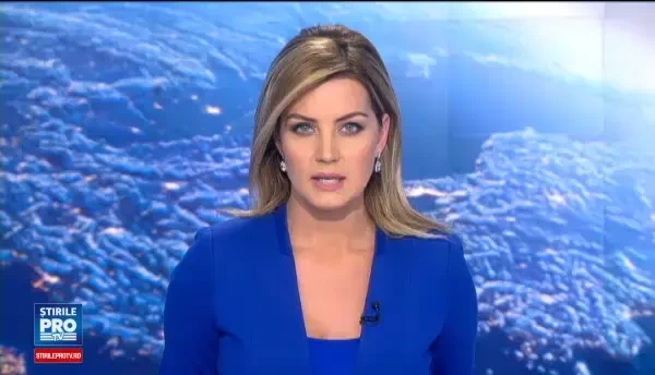 Ancheta in Mures, dupa ce o eleva a cazut in fosa septica din curtea scolii. Barbatul care a salvat-o, blocat in canal