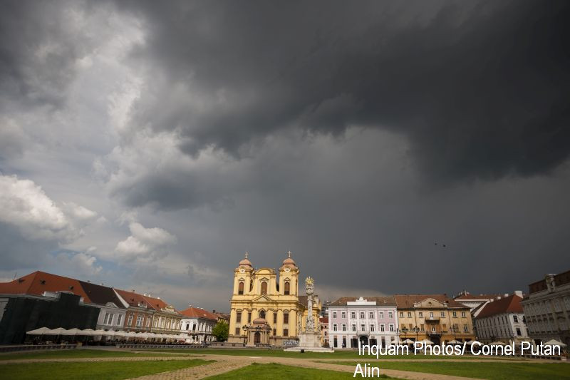 Joi o sa ploua aproape in toata tara. In Capitala, de abia duminica seara cerul va fi senin, cu maxime de 14 grade