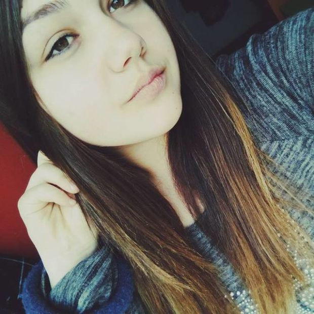 Procurorii sustin ca eleva care a murit dupa ce a cazut de pe bloc se juca Balena Albastra. "Avea pseudonimul vovo_666"