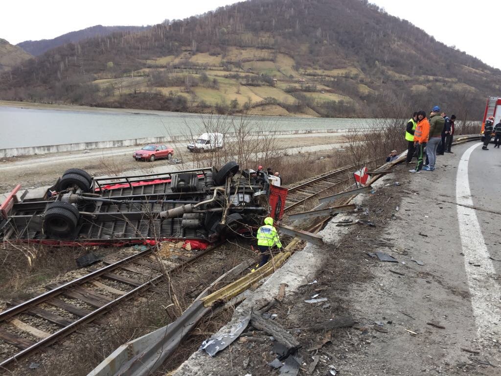 accident Valea Oltului