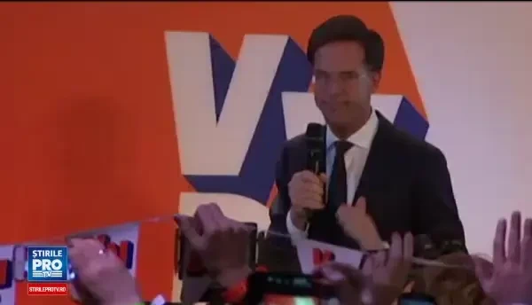 ALEGERI IN OLANDA: Extremistul Geert Wilders, invins de partidul premierului Mark Rutte. Criza cu Turcia, decisiva la vot