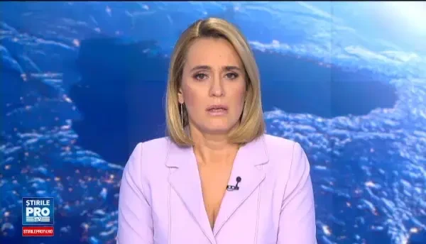 Sotul Alinei Gorghiu ranit intr-un accident grav, pe Valea Oltului. Impactul violent a aruncat un autotren pe calea ferata