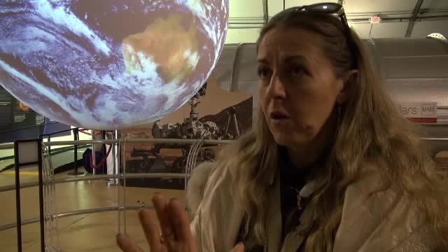 iLikeIT a ajuns la Centrul de Cercetare al NASA. Interviu cu Ioana, o romanca specializata in microgravitatie