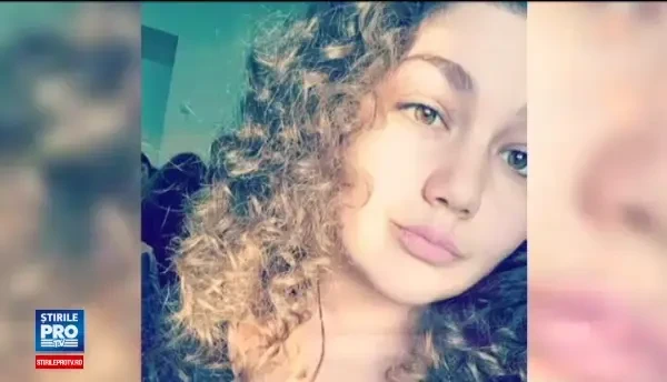 Mama adolescentei care a cazut de pe bloc in Sibiu lanseaza acuzatii grave. Cine ar mai fi fost pe acoperis cu elevii