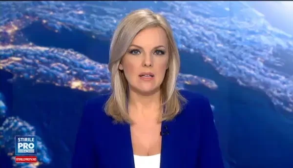 Barbatul care a impuscat-o in cap pe tanara din Oradea a murit. A sarit de la etajul 4 cand l-au gasit politistii