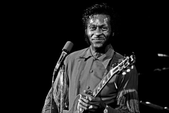 Chuck Berry, legenda a muzicii rock'n'roll, a murit la varsta de 90 de ani