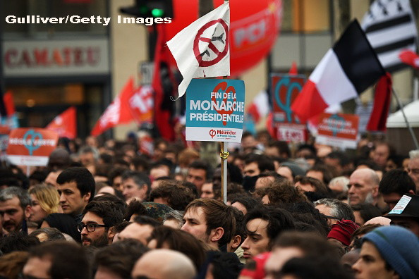 Unsprezece candidati la functia de presedinte al Frantei. Reguli aspre cu privire la sustinatorii acestora