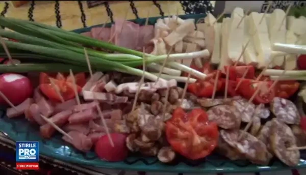 Mall-ul taranesc online de unde puteti cumpara preparate de casa sau costume populare. Cum functioneaza afacerea