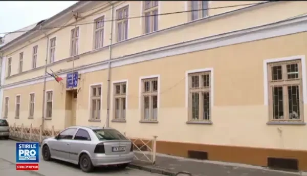 Scoli goale si scoli care amenajeaza sali de clasa la subsol in Timisoara. Cum s-a ajuns in aceasta situatie