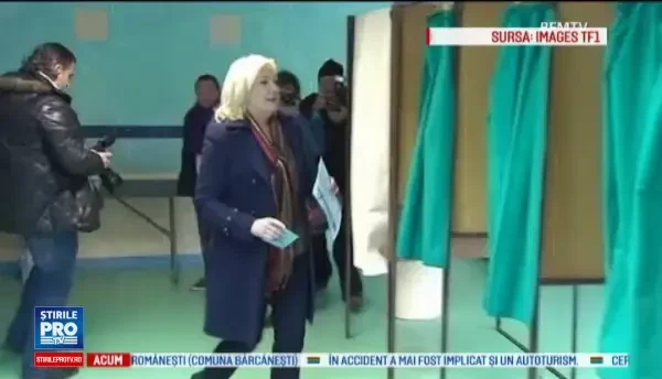 Schimburi aprinse de replici la prima dezbatere din campania prezidentiala in Franta. Macron, dat castigator de sondaje