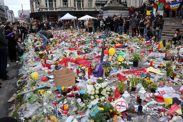 Povestea femeii care a devenit imaginea atacurilor teroriste din Bruxelles. Ce spune la un an de atentate