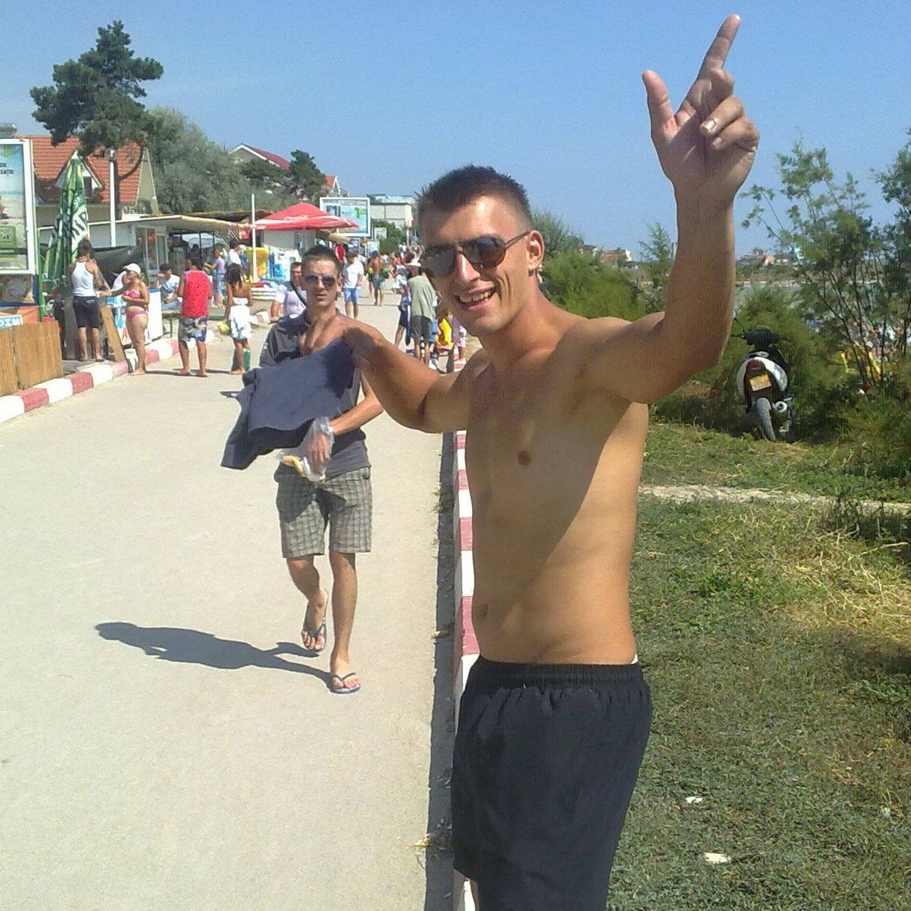 Un roman din Anglia a fost desfigurat cu acid de iubita lui cand dormea. Politistii au fost ingroziti de cruzimea atacului