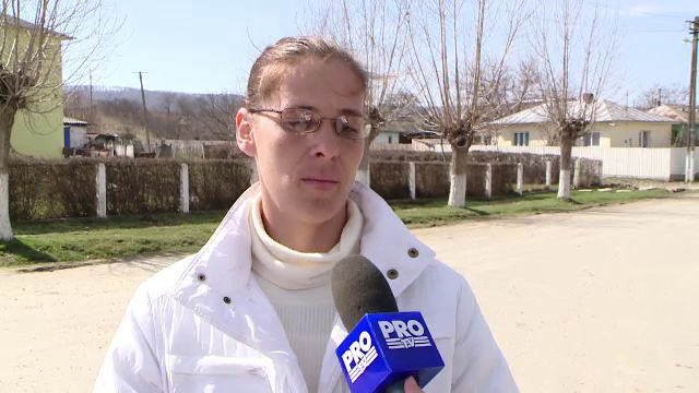 Zeci de femei acuza ca au fost inselate de angajata unei primarii din judetul Iasi. Ce au patit acestea