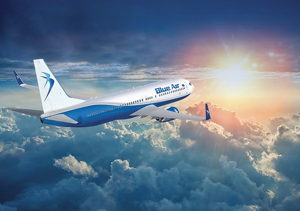 Blue Air dă lovitura la Chișinău. Low-costul românesc preia compania de stat Air Moldova