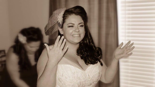 A vrut sa isi duca rochia de mireasa la curatatorie, dar sotul a crezut ca merge catre donatii. Apelul facut acum de femeie