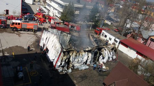 incendiu hala bucuresti