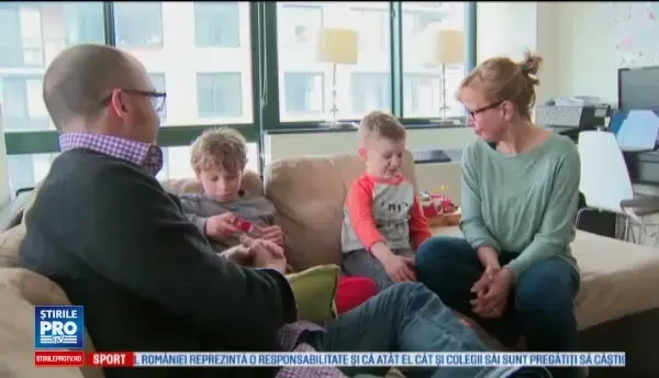 O femeie din New York si-a aruncat din greseala inelul de logodna si verigheta. Ce s-a intamplat cand a vrut sa le recupereze