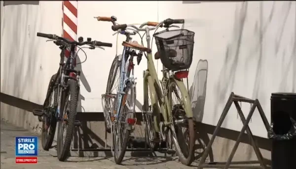 Angajatii romani ar putea primi de la patroni tichete pentru a-si cumpara biciclete. Ce valoare va avea cuponul