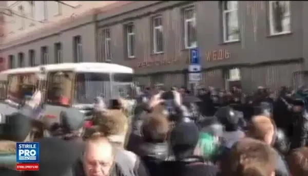 Proteste anticoruptie de amploare la Moscova. Inamicul numarul 1 al lui Putin, Aleksei Navalnii, a fost retinut. GALERIE FOTO