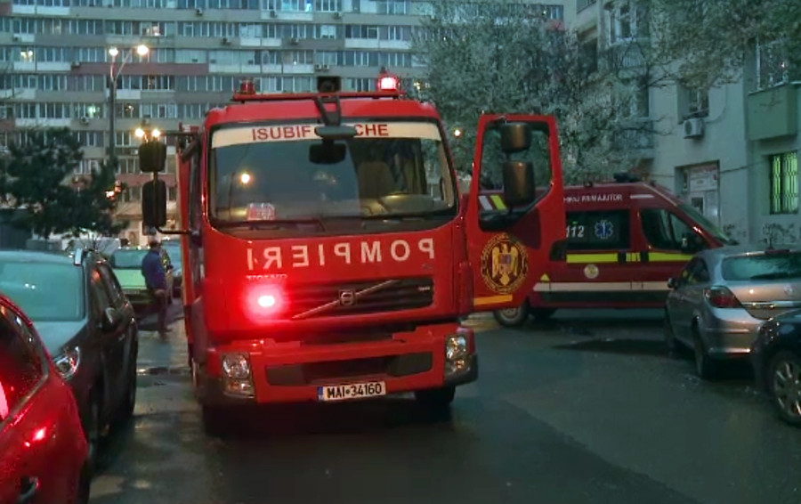 O femeie din Capitala care gatea era sa arunce in aer blocul. Dupa explozie, a refuzat sa mearga la spital