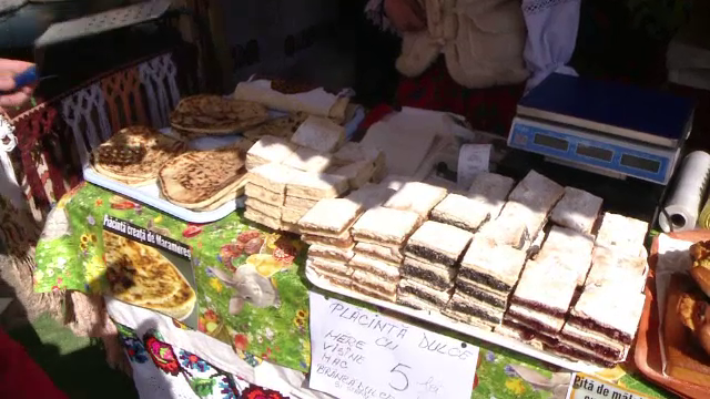 Targul de Paste din Timisoara tine pana pe 18 aprilie. "Avem pita de malai, cu amintiri din copilarie"