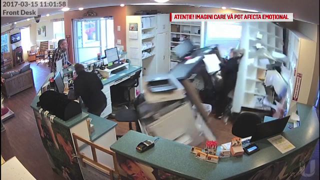 Tanara din SUA, la un pas sa provoace o tragedie intr-o clinica veterina, dupa ce a incurcat frana cu acceleratia