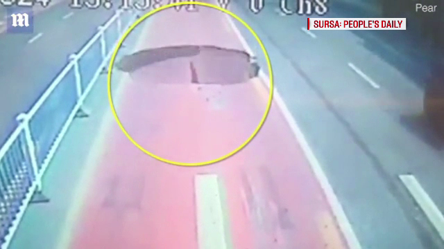 O groapa de trei metri adancime a aparut pe o sosea din China. Ce se intamplase cu cateva secunde inainte de incident