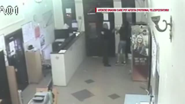 Ancheta la Politia Locala Cernavoda dupa aparitia unor imagini care suprind un angajat lovind un tanar in sediul institutiei