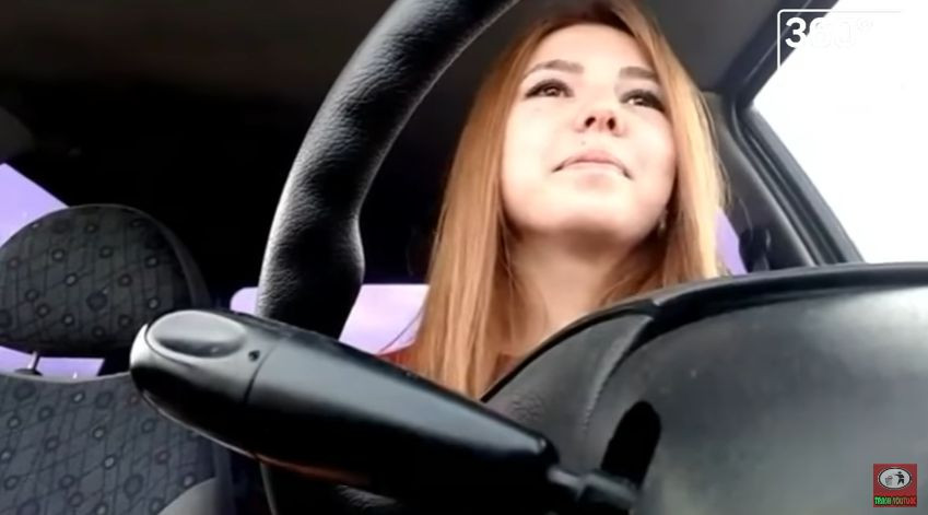 O tanara din Rusia a murit intr-un accident in timp ce era LIVE pe Facebook. Ultimele secunde din viata ei. VIDEO