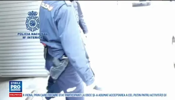 Doi romani din Spania au obligat o tanara sa se prostitueze vreme de 7 ani, langa primarie.