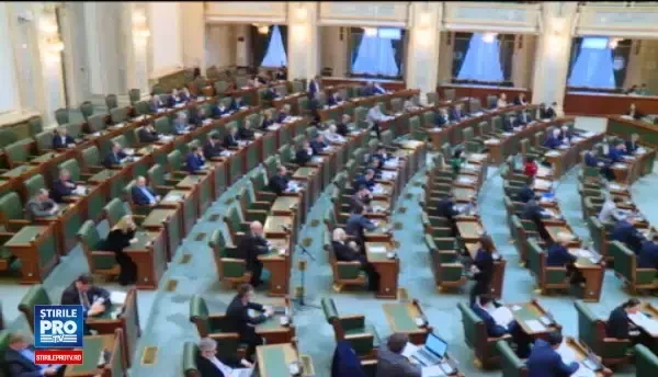 Guvernul cere deputatilor sa respinga 77 de proiecte legislative adoptate de Senat in 2016. Ce acte normative sunt pe lista