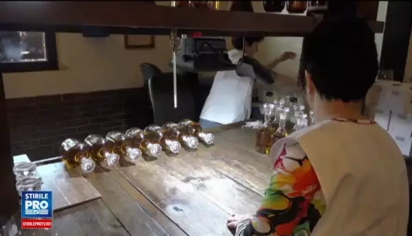 Palinca romaneasca i-a cucerit pe britanici si nemti. Sortimentul care se vinde si cu 2000 de euro pentru un litru