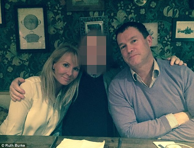 O familie a murit intr-un cumplit accident aviatic, dupa ce elicopterul lor s-a prabusit in Marea Irlandei