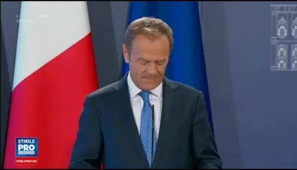 Tusk exclude negocierea viitoarei relatii cu Marea Britanie in paralel cu cea a BREXIT. Avertismentul unui oficial european