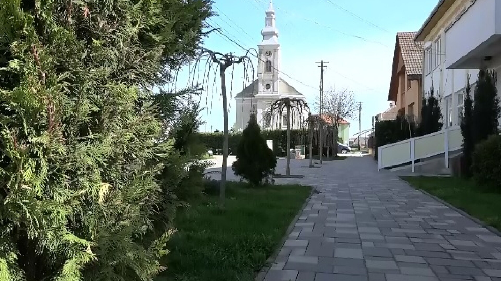 O comunitate din Satu Mare demonstreaza ca prin vointa si disciplina putem avea o Romanie mai frumoasa