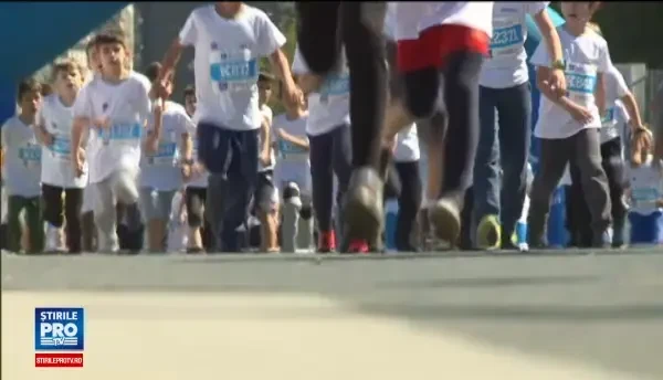 6.000 de oameni au participat la un semi-maraton in Bucuresti, in scopuri caritabile. Copiii au alergat 3 kilometri