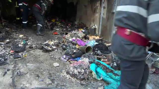 Explozie intr-un garaj din Galati, urmata de un incendiu. Cauza: o butelie instalata gresit