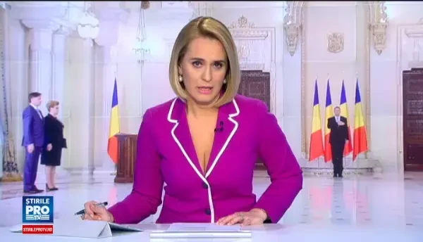 Discutie prieteneasca intre Iohannis, Dragnea si Grindeanu, la depunerea juramantului de catre noii ministri. VIDEO