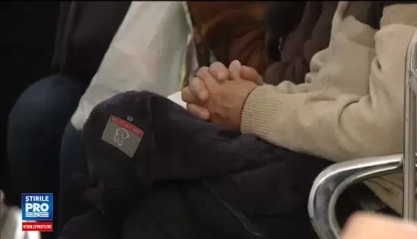 Parkinson, o boala care apare la tot mai multi romani si tot mai devreme. Care sunt, de fapt, primele simptome