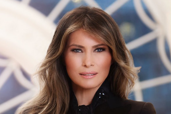 Casa Alba a facut public portretul oficial al primei doamne, Melania. De ce a declansat poza dezbateri aprinse