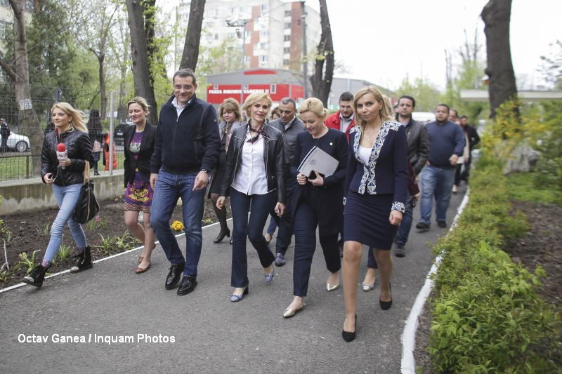 Carmen Dan cere verificări după incidentele de la Târgul de Crăciun și o asigură pe Firea de întreg sprijinul MAI