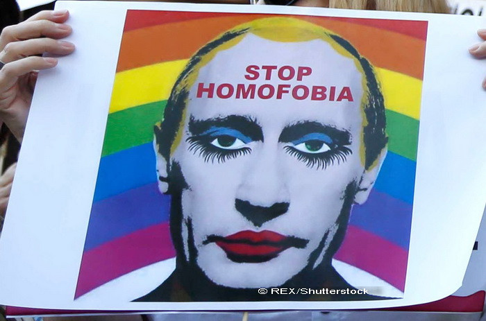 Un tribunal din Rusia a interzis o imagine care sugereaza ca Vladimir Putin e gay. Ce pedeapsa a primit cel care a postat-o