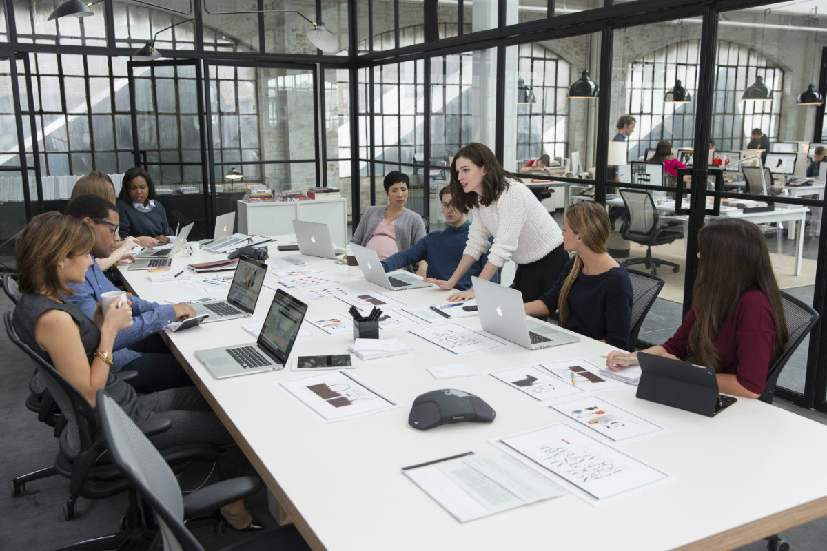 5 trucuri care te ajuta sa devii mai productiva la birou