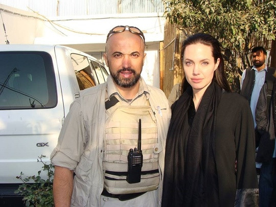 Un angajat al LPF, care a fost si garda de corp a Angelinei Jolie, a murit dupa ce masina sa a fost lovita de tren