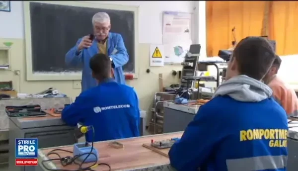 Scolile profesionale devin mai accesibile pentru tinerii fara posibilitati. Unii absolventi au salarii si de 1.000 de euro