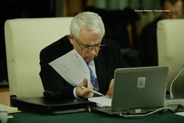 Petre Daea a solicitat la Bruxelles sprijin financiar pentru fermierii români afectaţi de pesta porcină africană