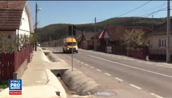 Soferul unui microbuz scolar cu 14 elevi, prins baut la volan, in Cluj. Ce masuri au luat impotriva lui politistii