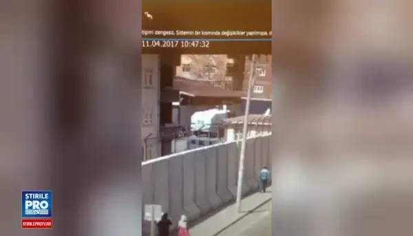 Patru persoane ranite intr-o explozie, care s-a produs in timpul repararii unui tanc al politiei din Diyarbakir, in Turcia