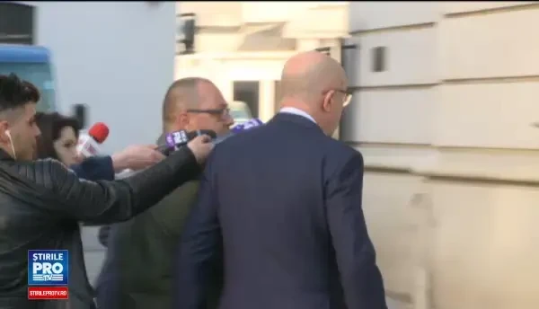 Puiu Popoviciu se lupta sa ramana in libertate. Miliardarul vrea sa scape de cei 9 ani de inchisoare la care a fost condamnat